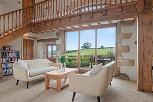Family Room- click for photo gallery